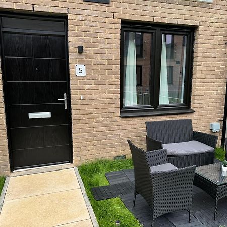 Appartamento Brand New Flat 5 With Free Parking And Fast Wifi York Esterno foto